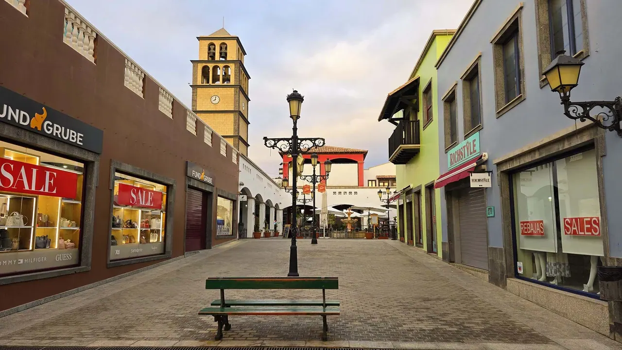 Centre commercial du Campanario — Corralejo