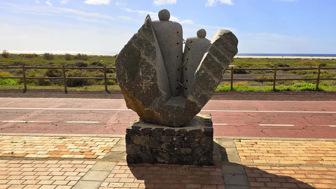 Sculpture de la Connectivité — Morro Jable
