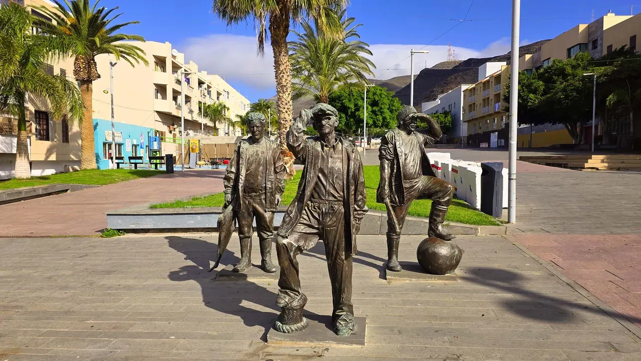 Monument aux Trois Pêcheurs — Morro Jable
