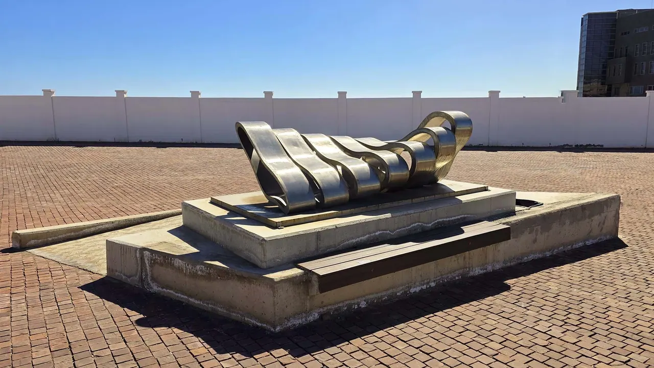 Sculpture modulaire en acier — Puerto del Rosario