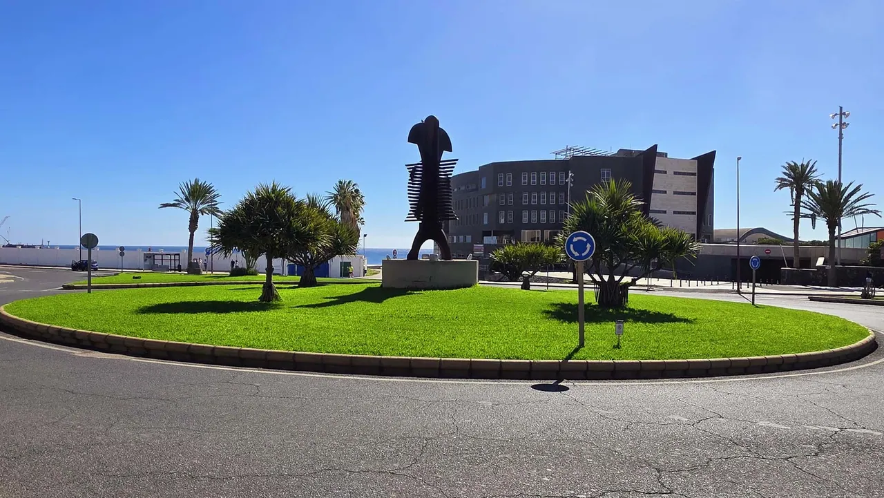 Sculpture du front de mer — Puerto del Rosario
