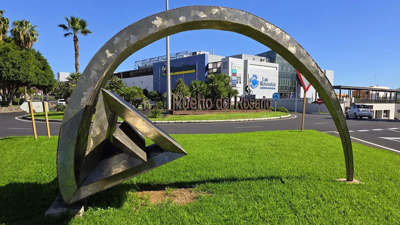 Lettres métalliques de Puerto del Rosario — Puerto del Rosario