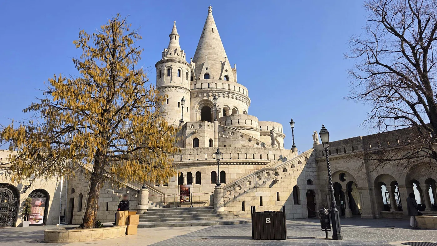 Tour d’Árpád — Budapest