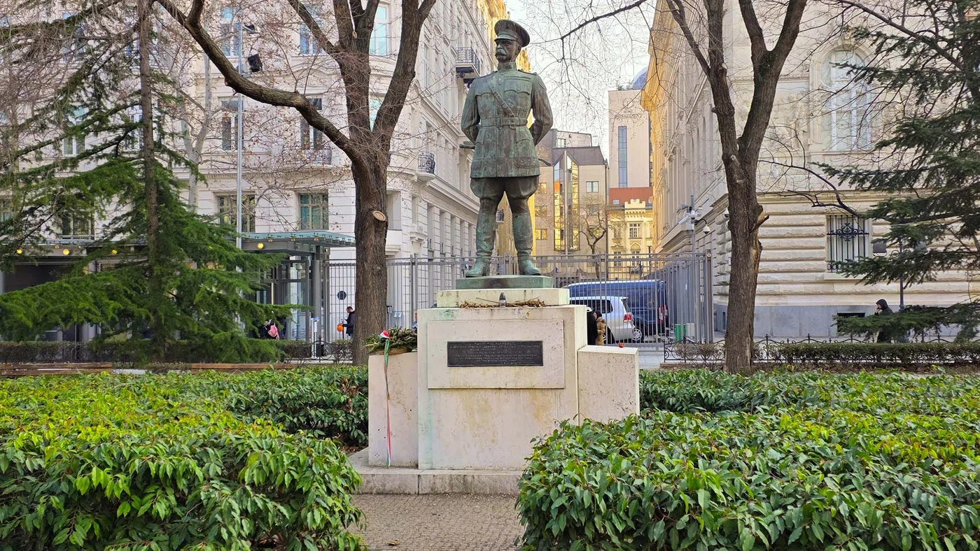 Statue du général Harry Hill Bandholtz — Budapest