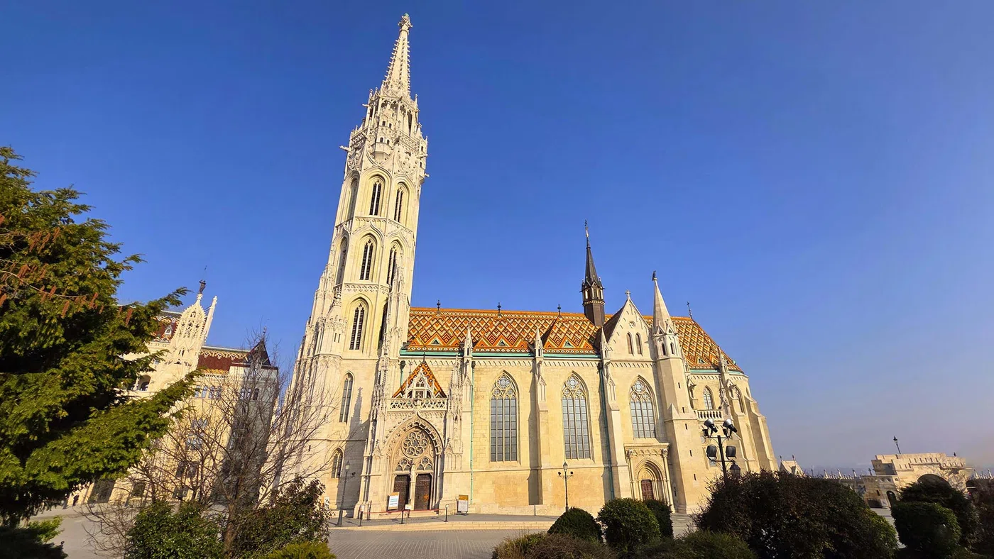 Église Notre-Dame-de-l'Assomption de Budavár — Budapest