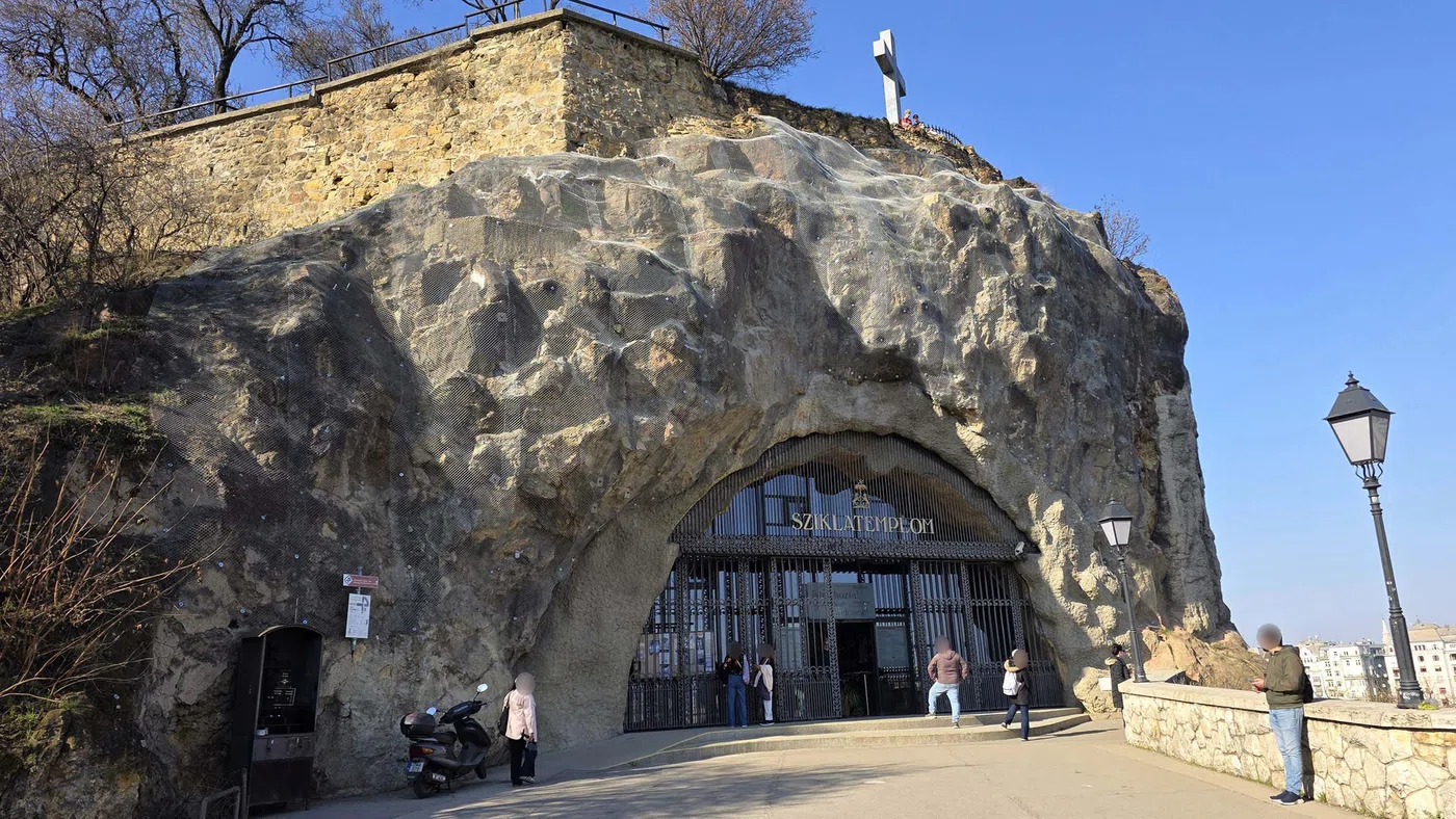 Église troglodyte Saint-Gérard — Budapest