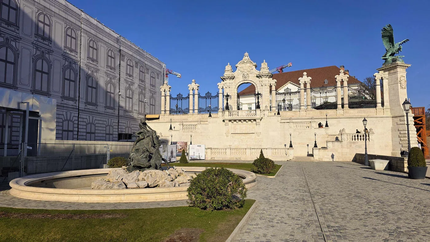 Fontaine des enfants pêcheurs — Budapest