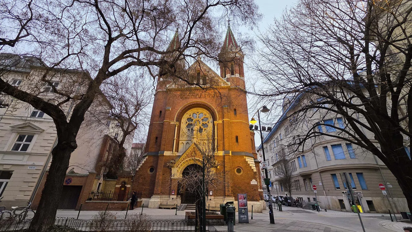 Sacred Heart of Jesus Jesuit Church — Budapest