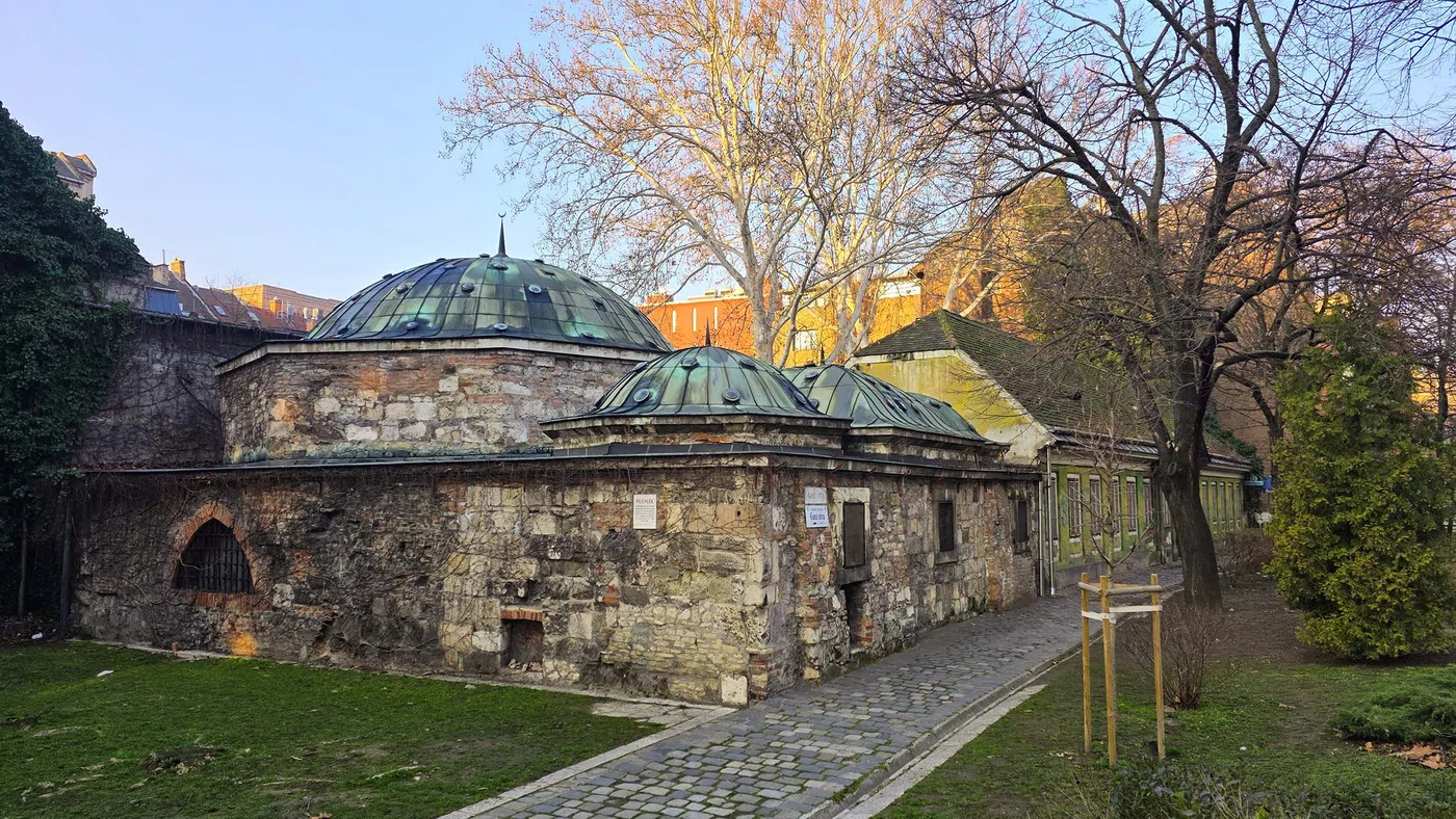 Thermes Király — Budapest