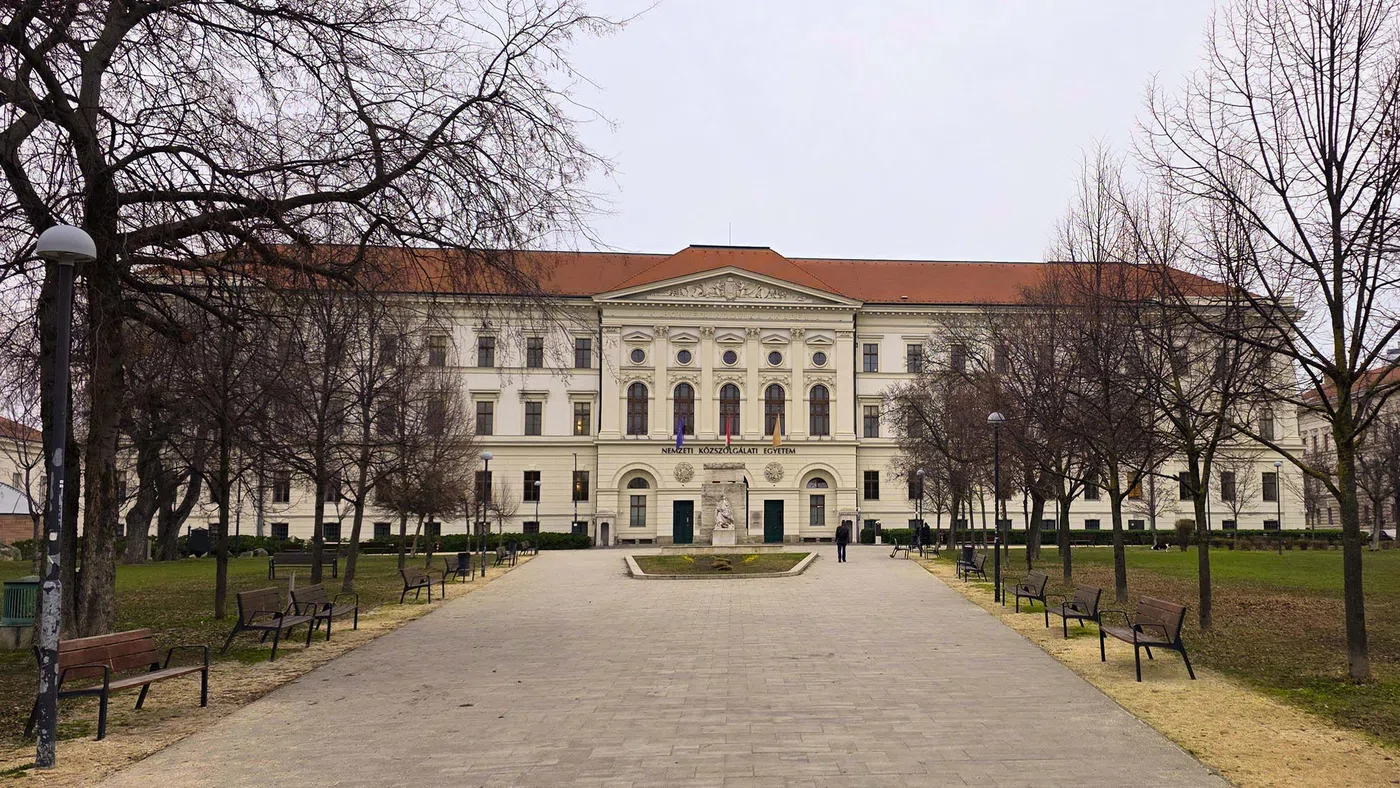 Université nationale de l'administration publique — Budapest