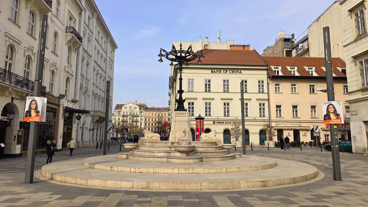 Lion Fountain — Budapest