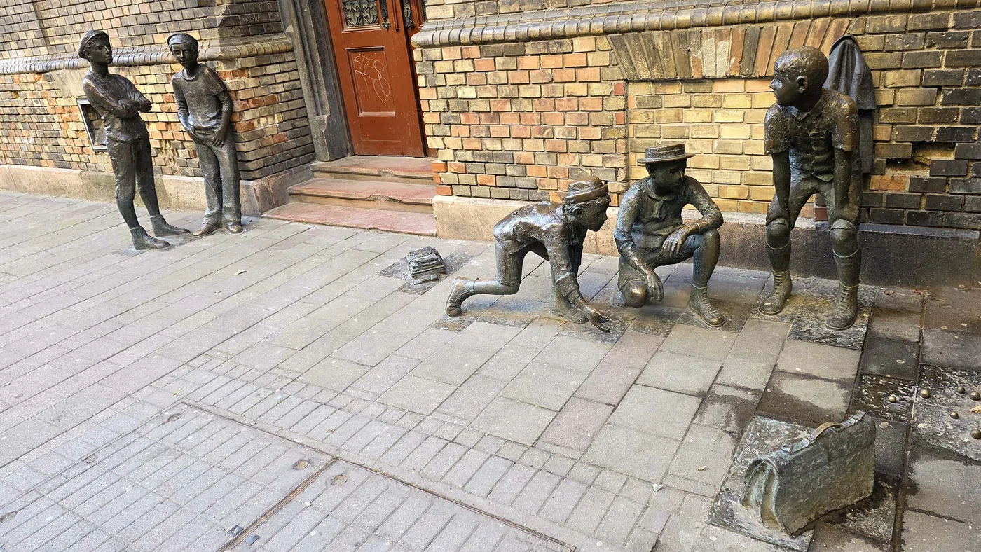 Statue des garçons de la rue Pál — Budapest