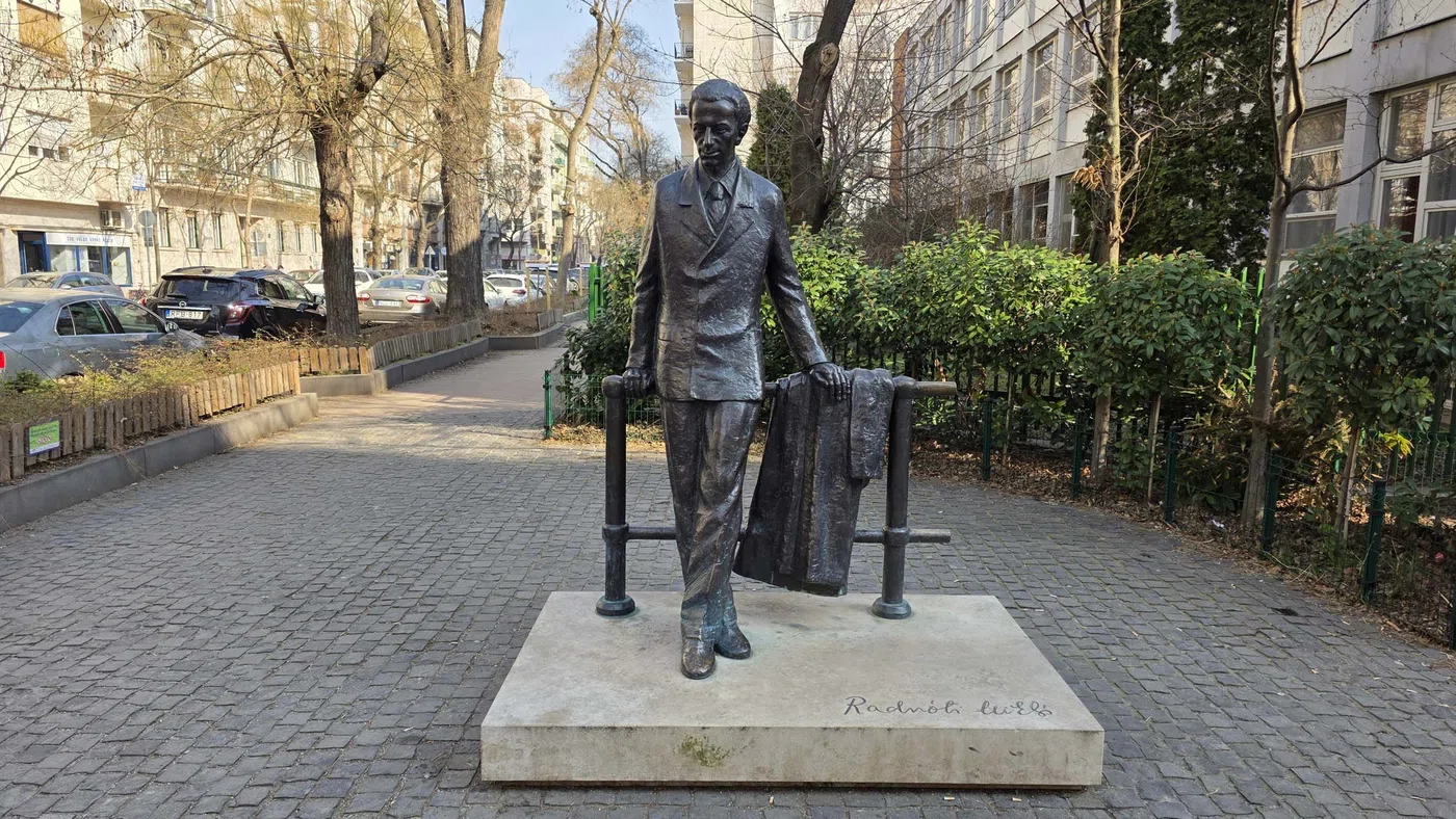 Miklós Radnóti statue — Budapest