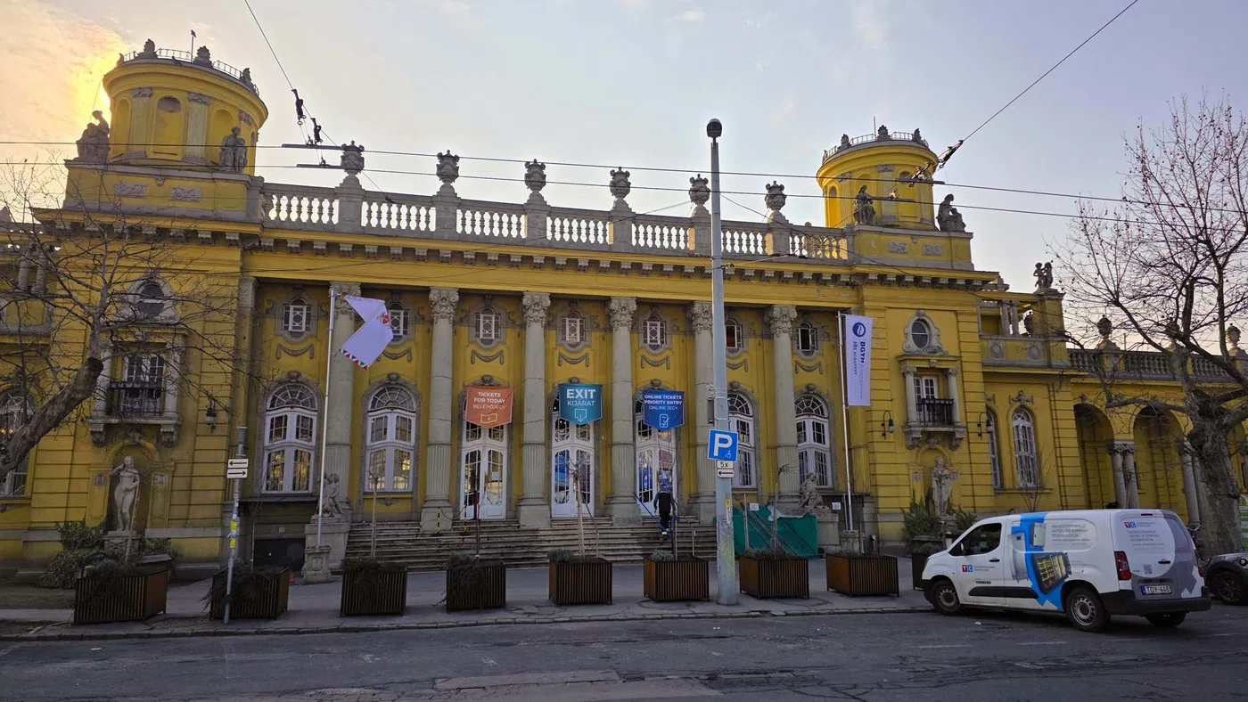 Thermes Széchenyi — Budapest