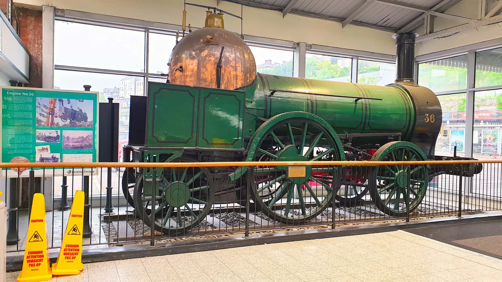 Gare Cork Kent — Cork