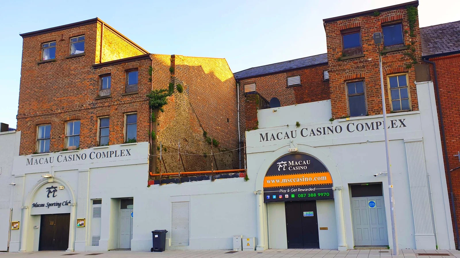 Macau Sporting Club — façade — Cork