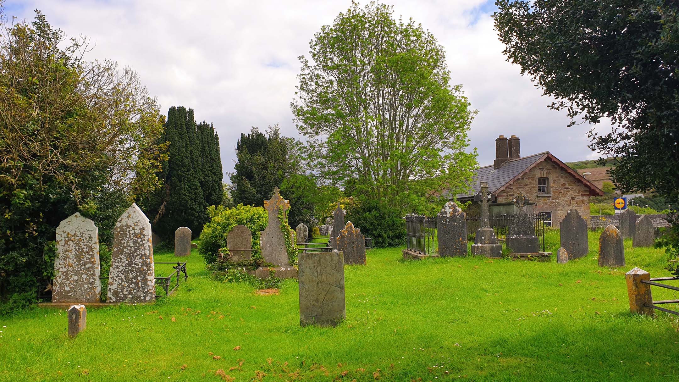 Old Church ruins and Cemetery