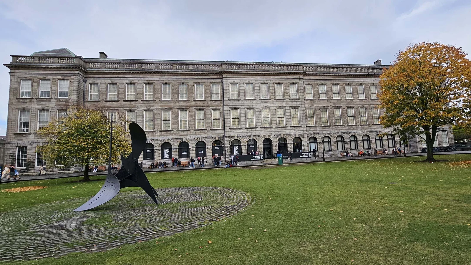 Old Library et Book of Kells Experience — Dublin