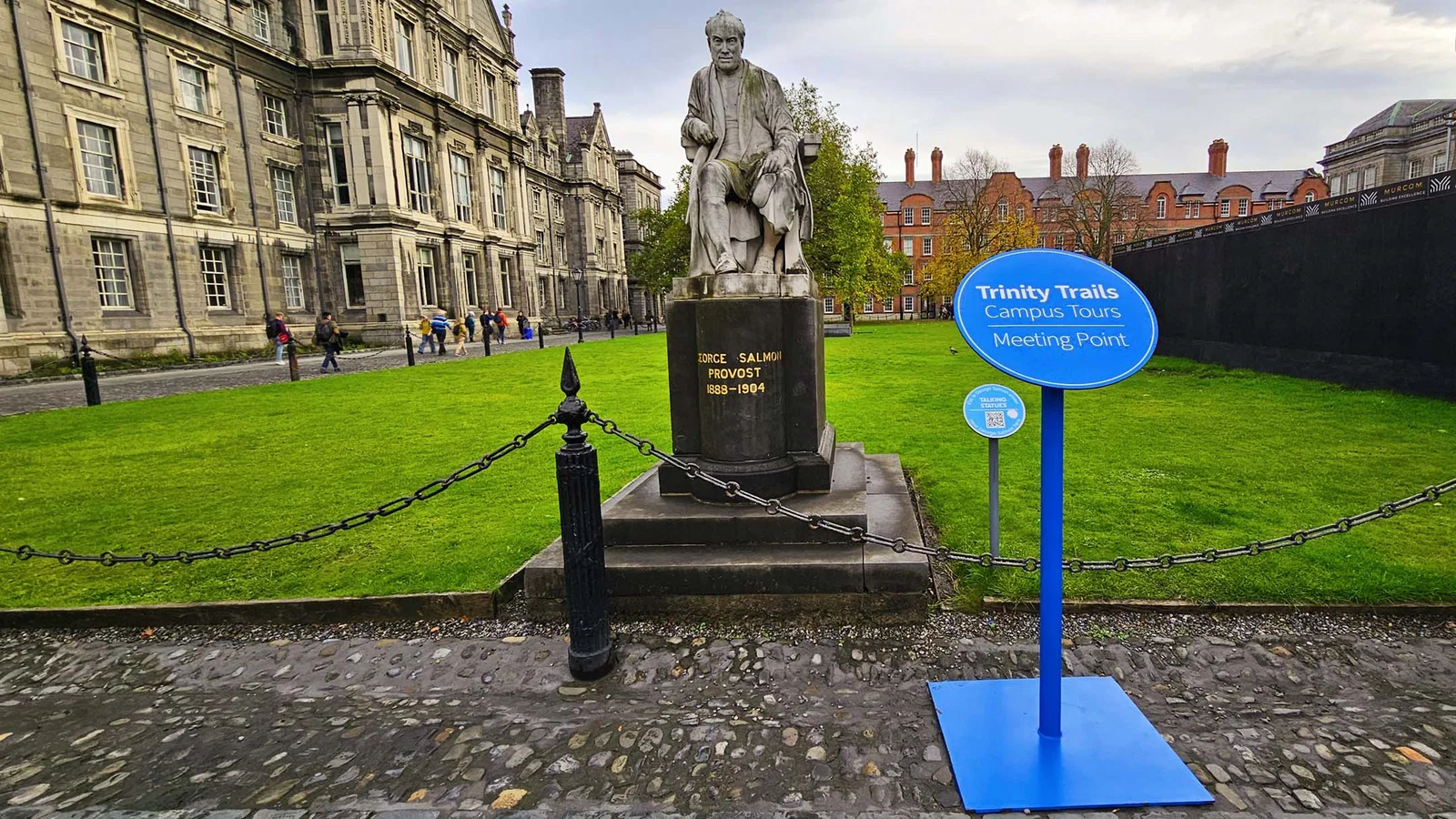 Statue du campus de Trinity — Dublin