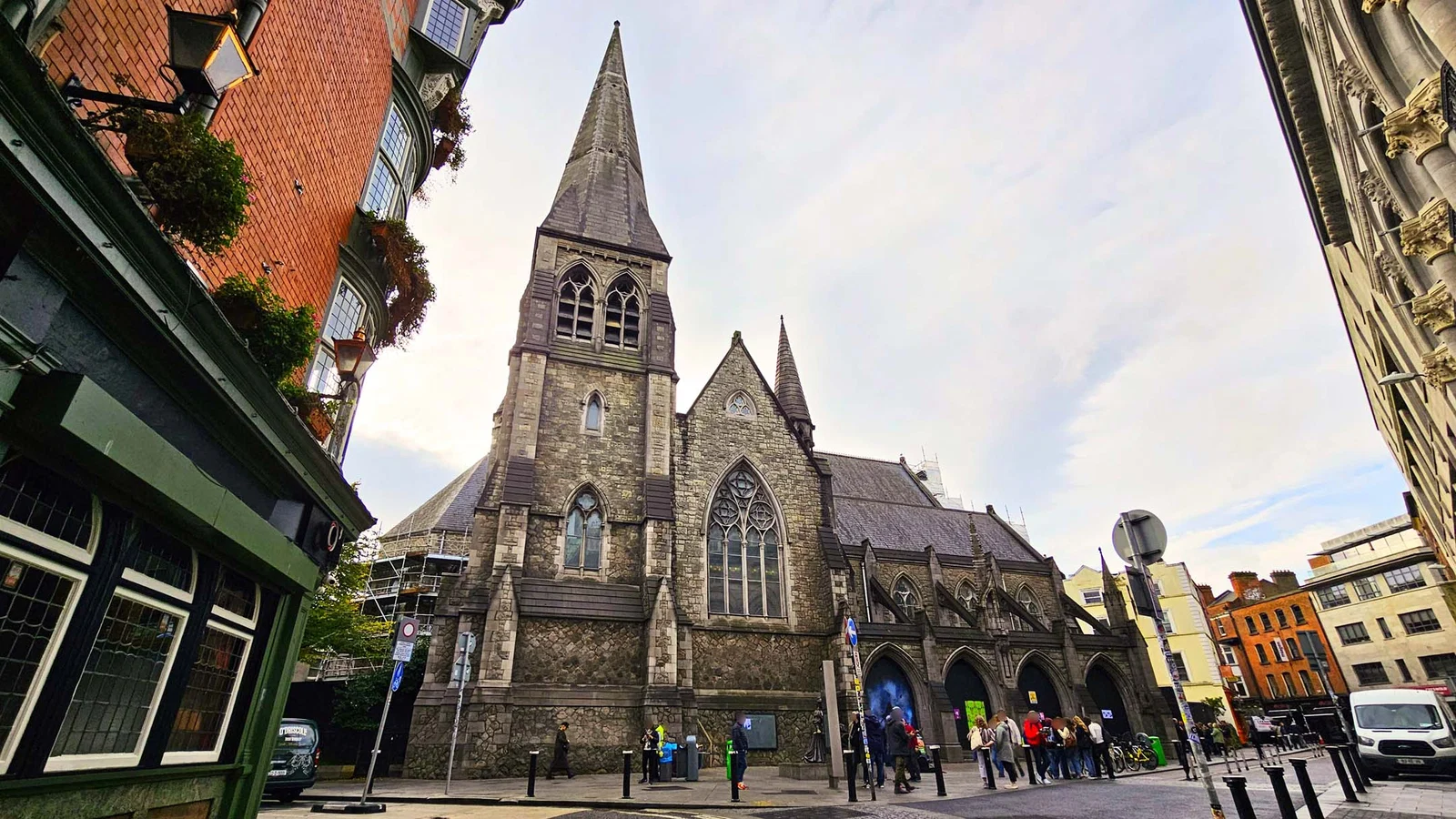 Ancienne Saint Andrew — St Andrew Street — Dublin
