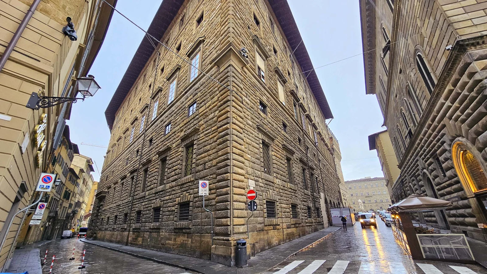 Palais Gondi — Florence
