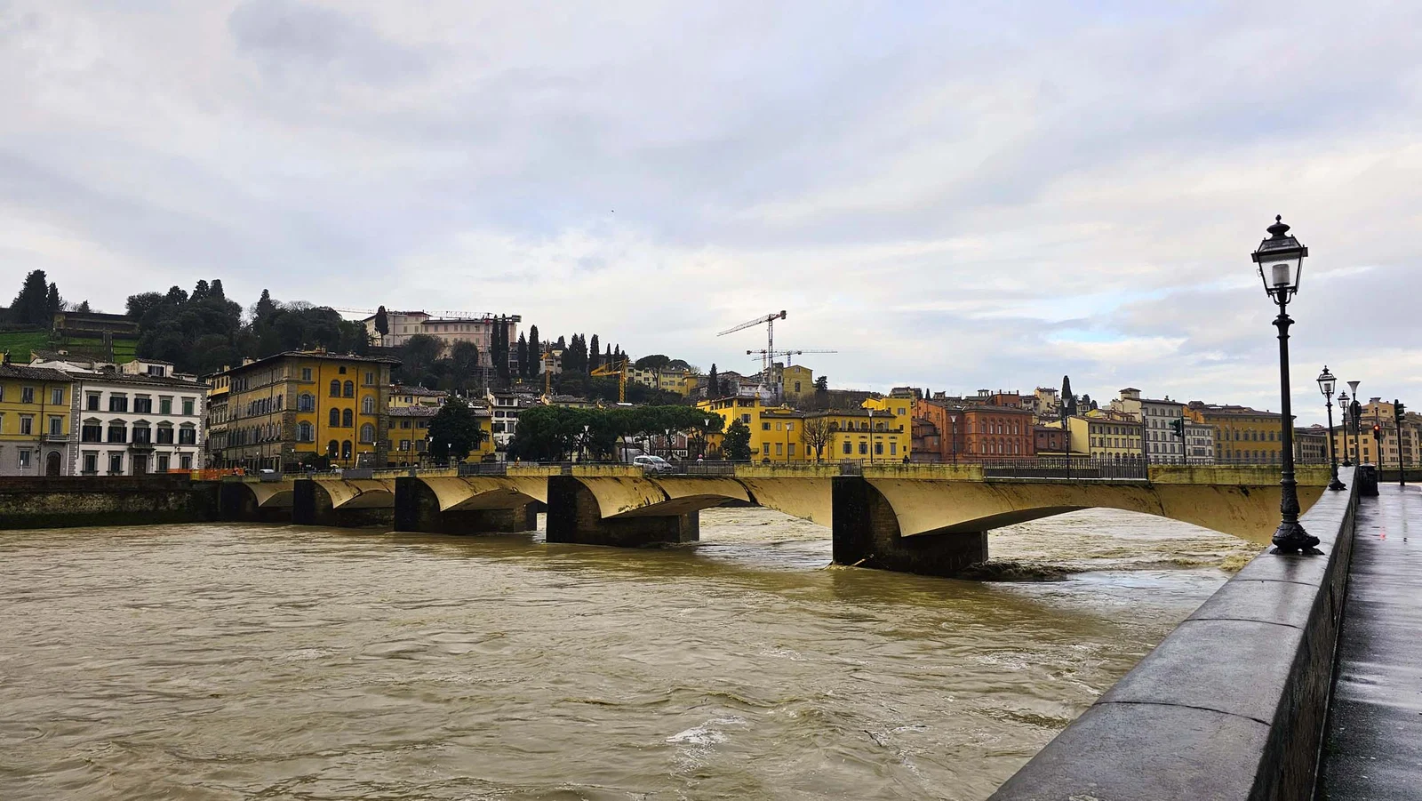 Pont alle Grazie — Florence