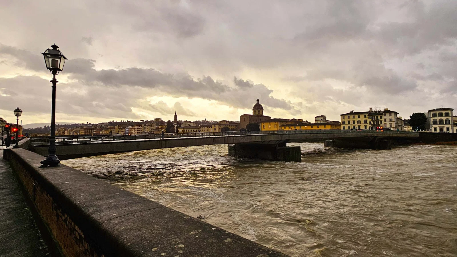 Pont Amerigo Vespucci — Florence