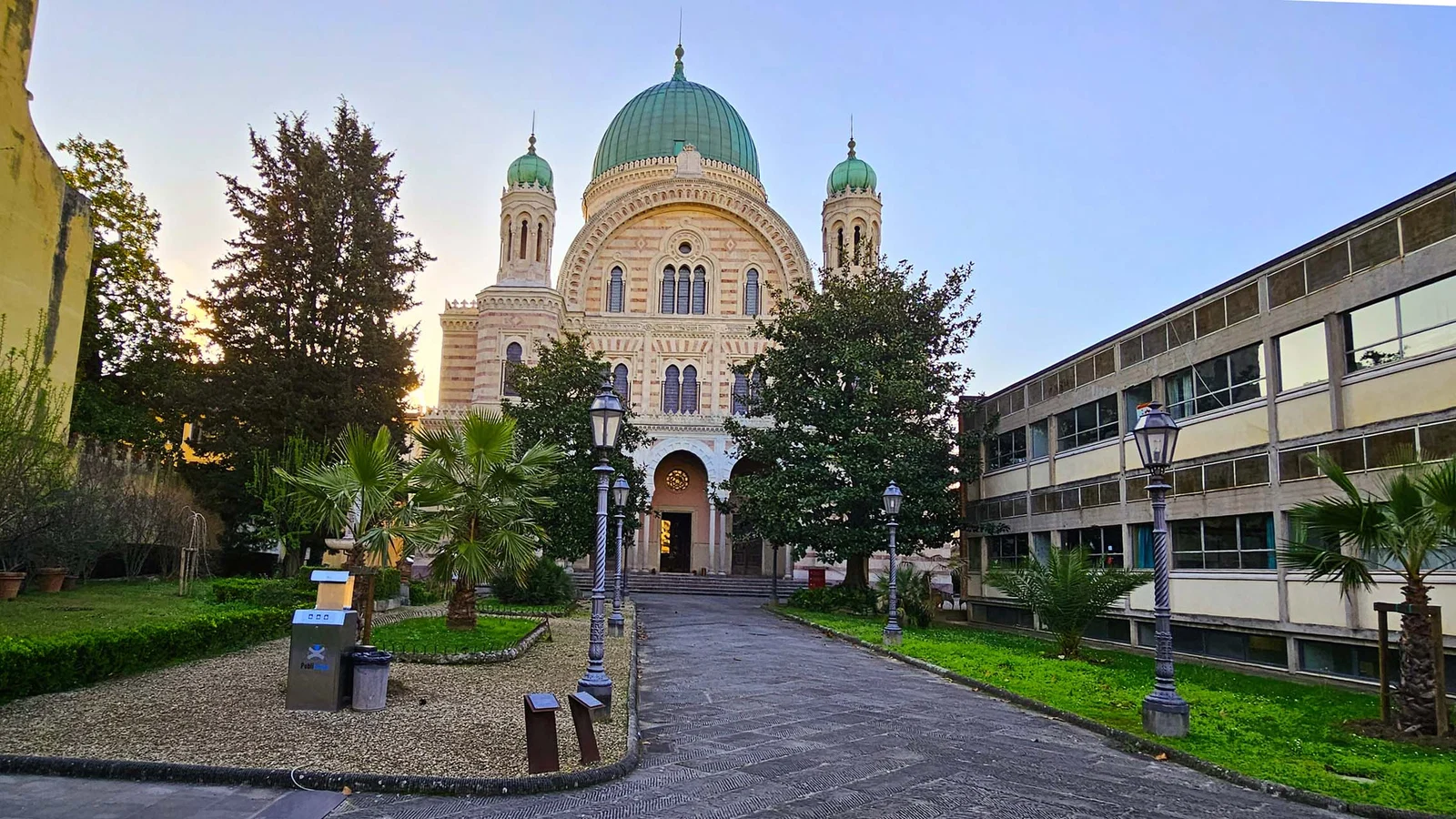 Synagogue et musée hébraïque — Florence
