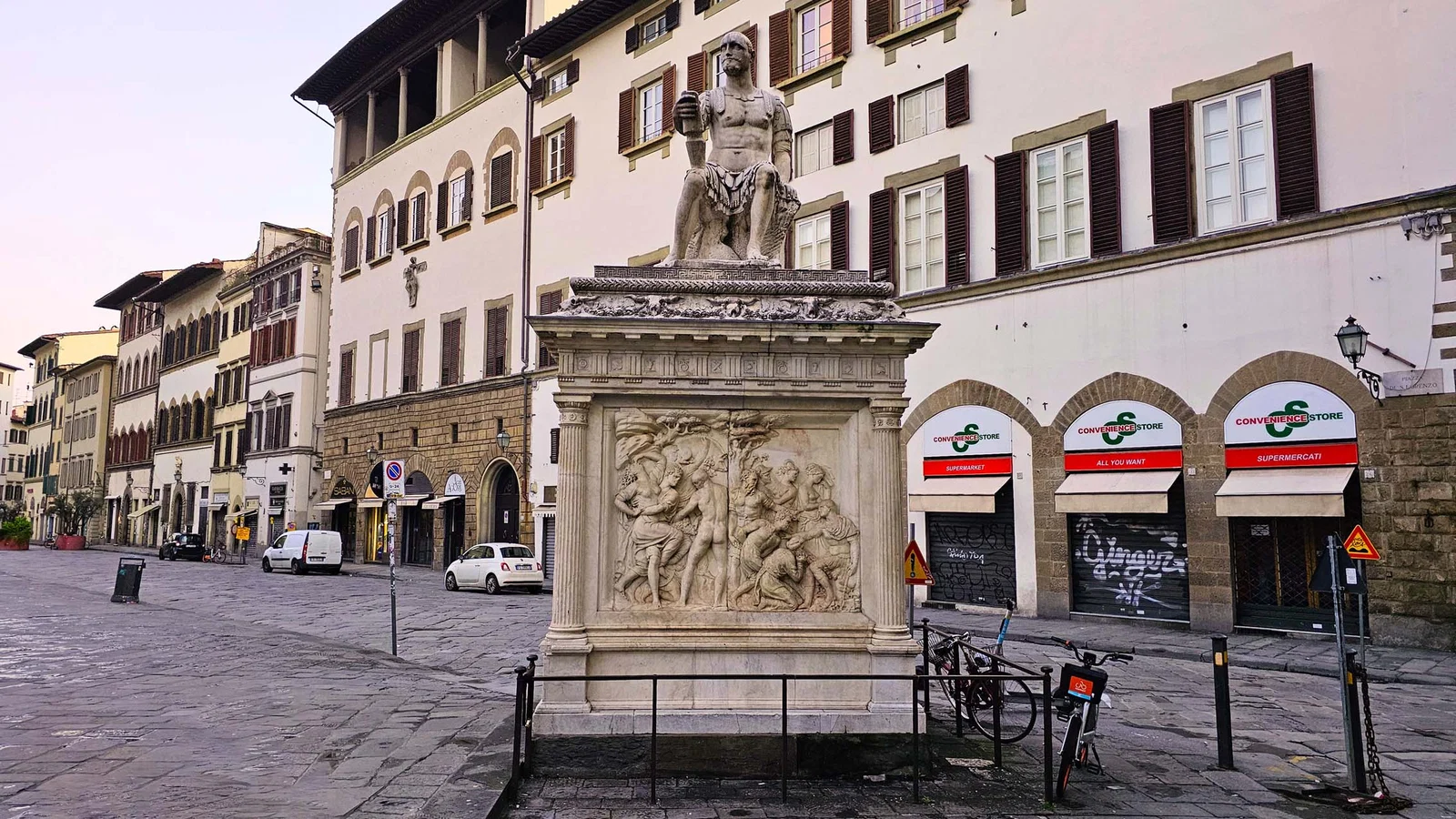 Statue de Giovanni dalle Bande Nere — Florence