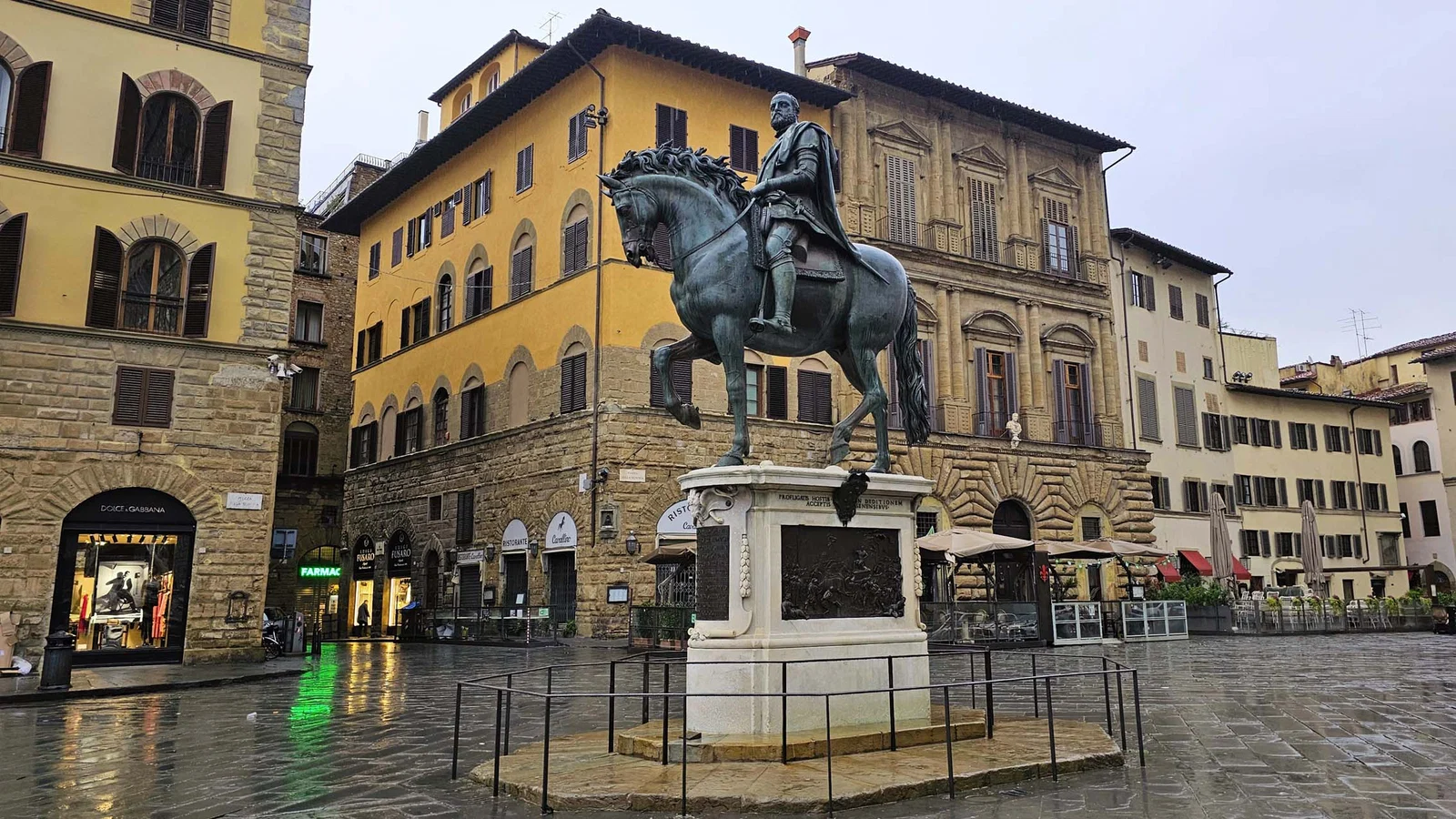 Statue équestre de Cosme Ier — Florence