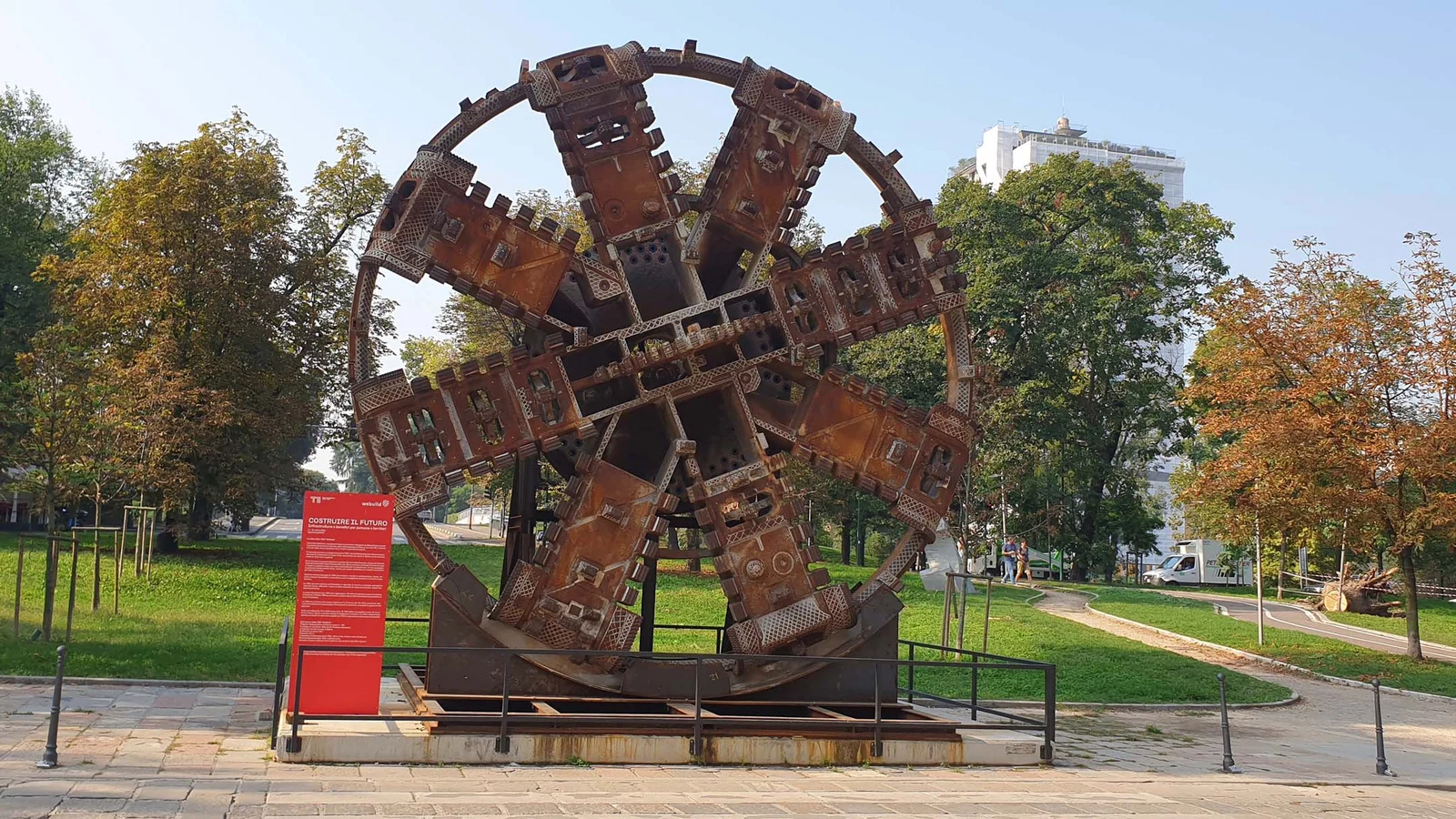 Costruire il Futuro — œuvre urbaine — Milan