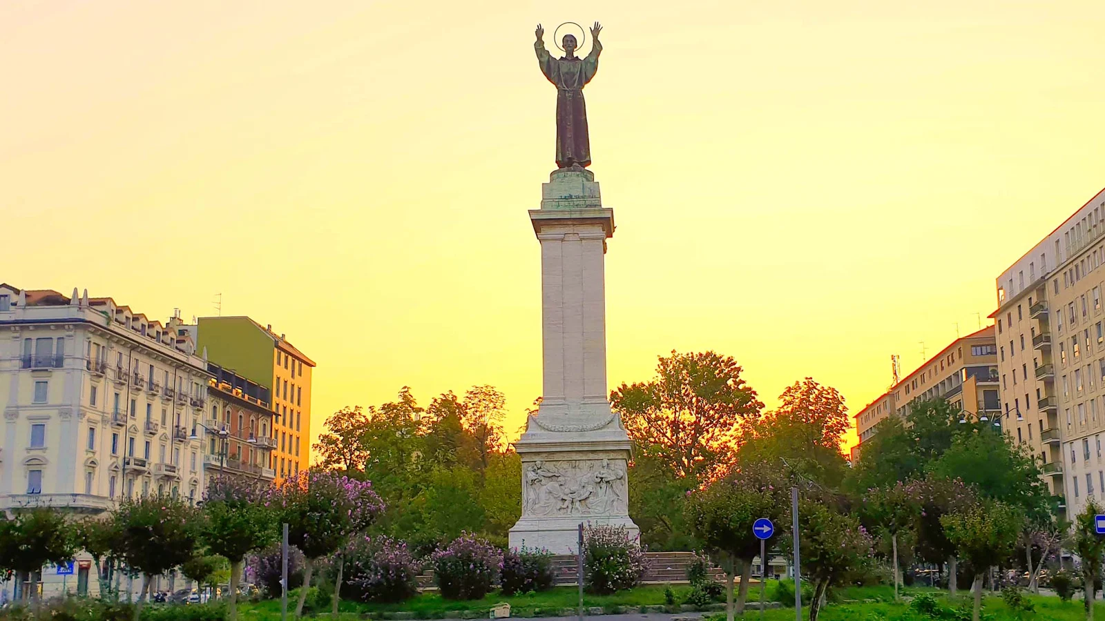 Monument à saint François d’Assise — Milan