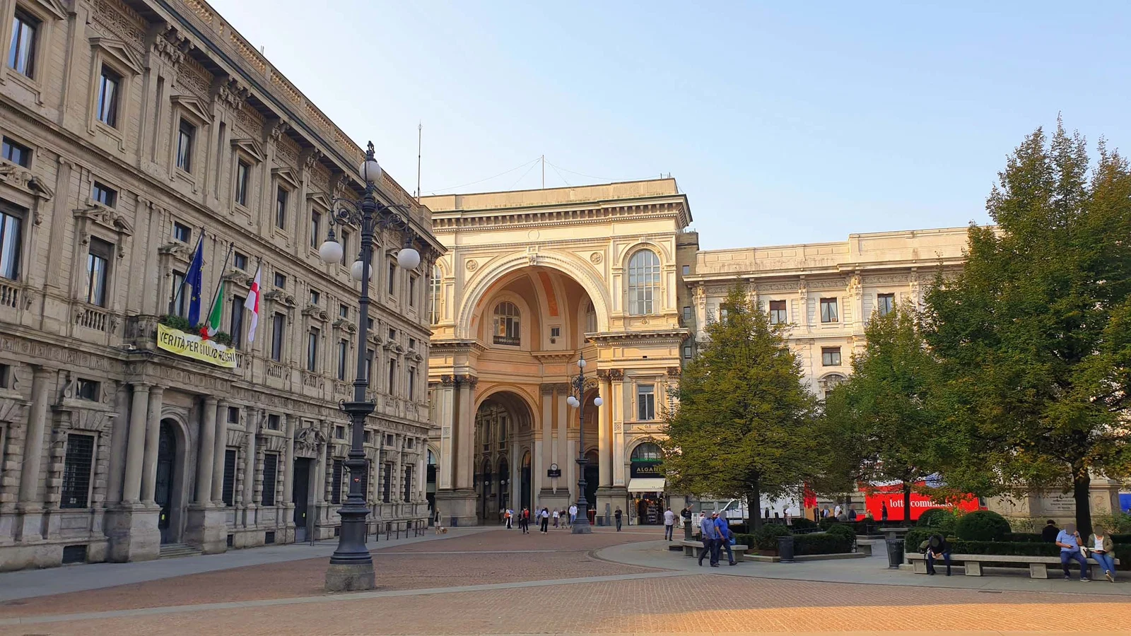 Place de la Scala — Milan
