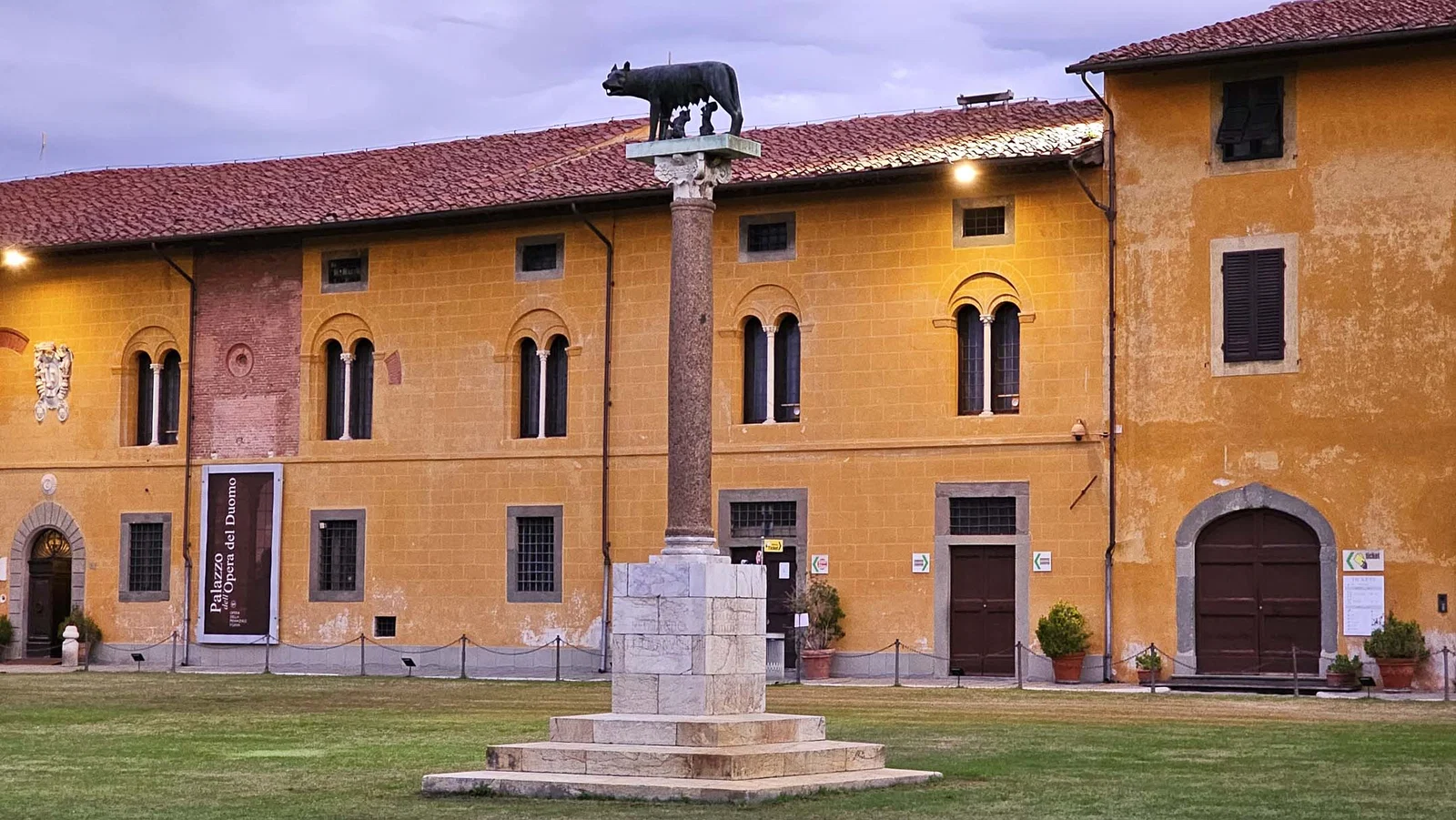 Louve capitoline — Pise