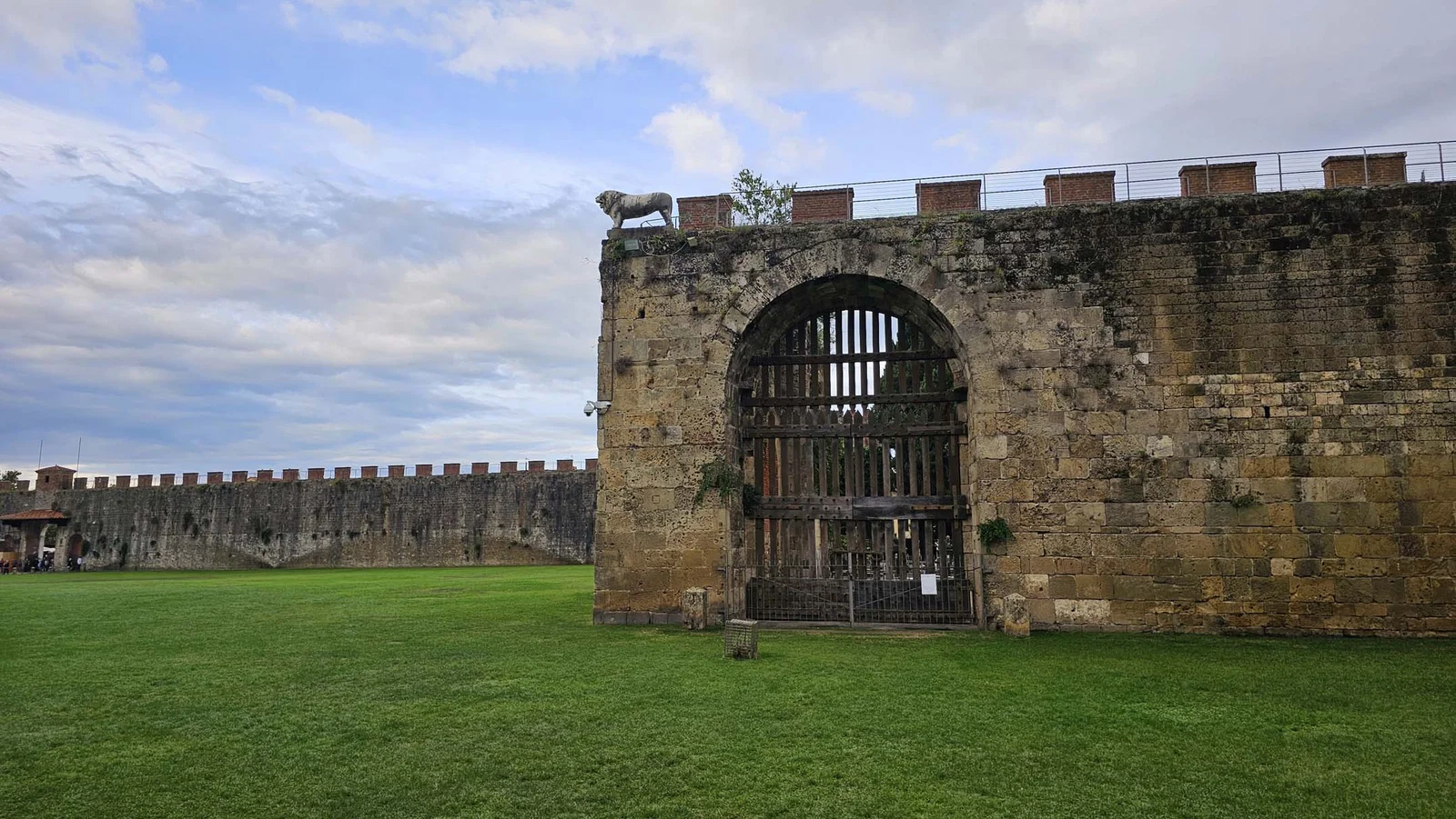 Les remparts de Pise — Pise
