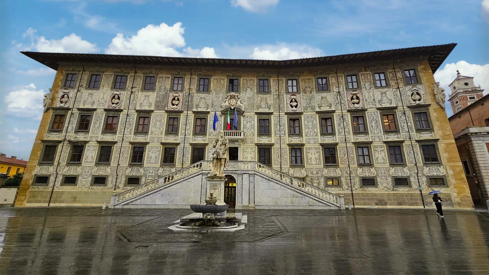 Palais de la Carovana — Pise