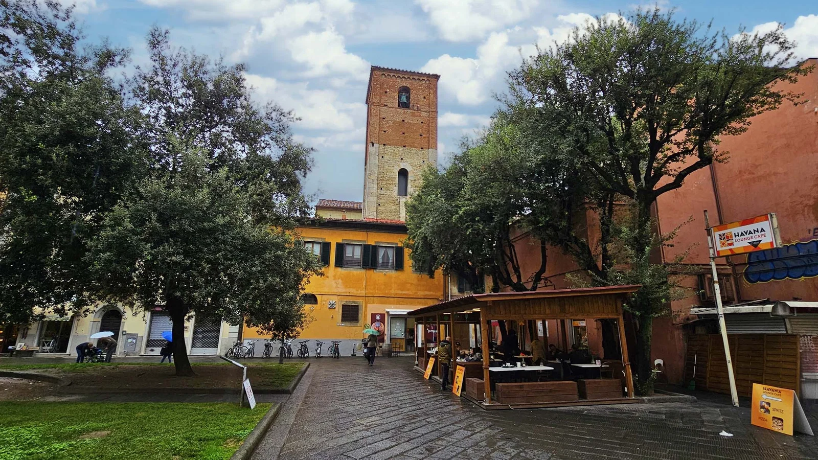 Piazza Dante Alighieri — Pise