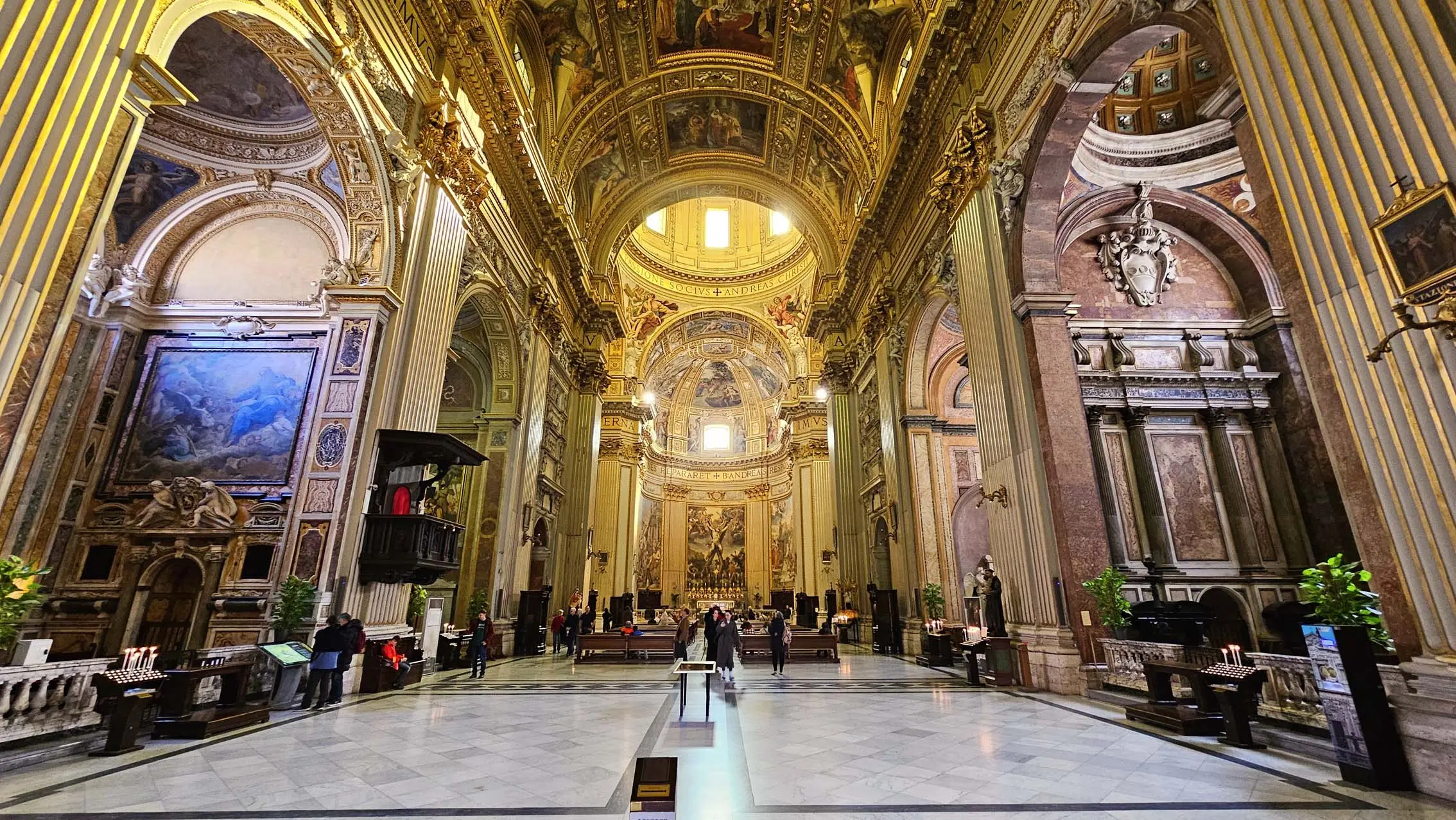 Basilica di Sant'Andrea della Valle à Rome en Italie