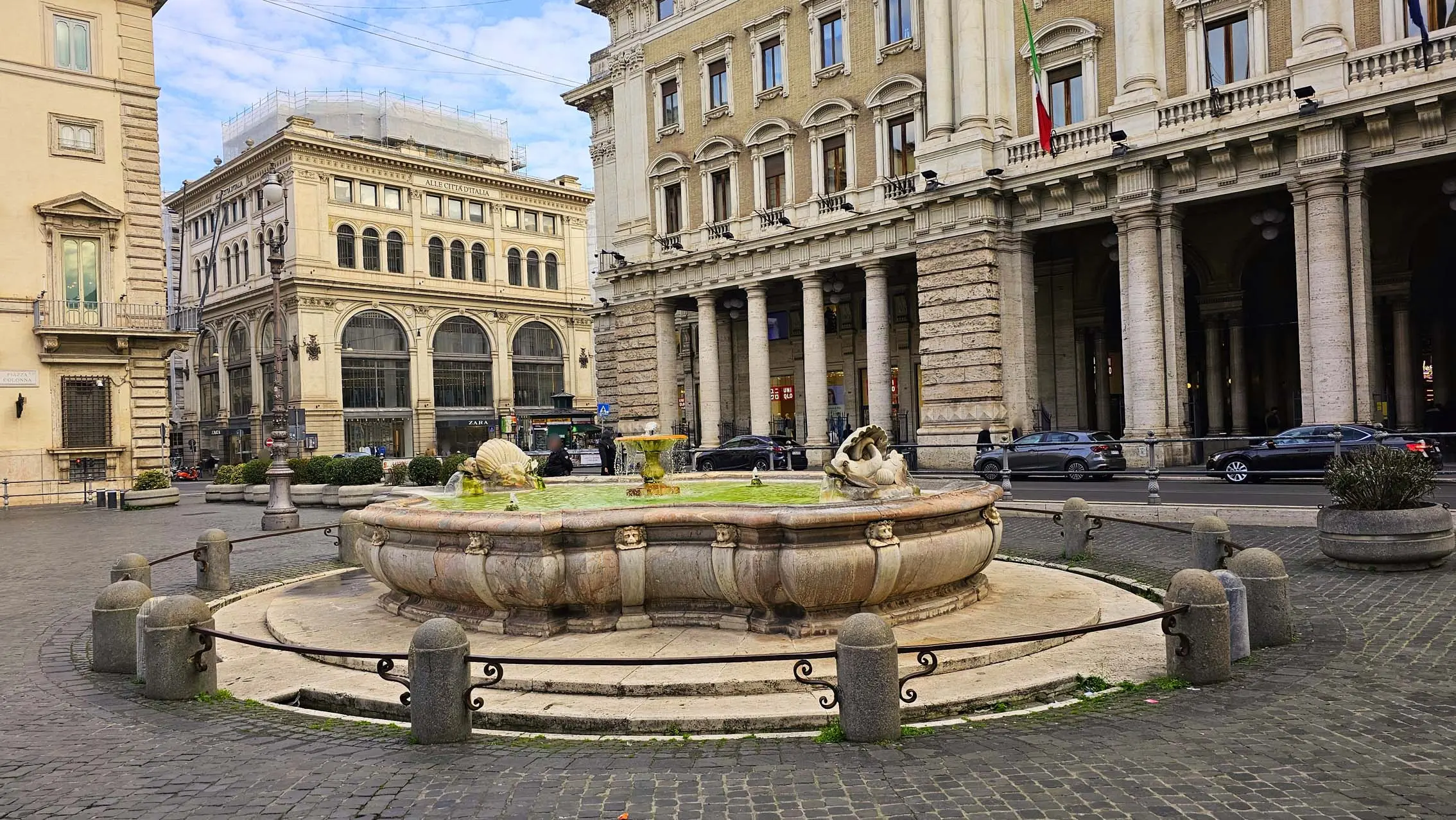 Fontana di Piazza Colonna à Rome en Italie