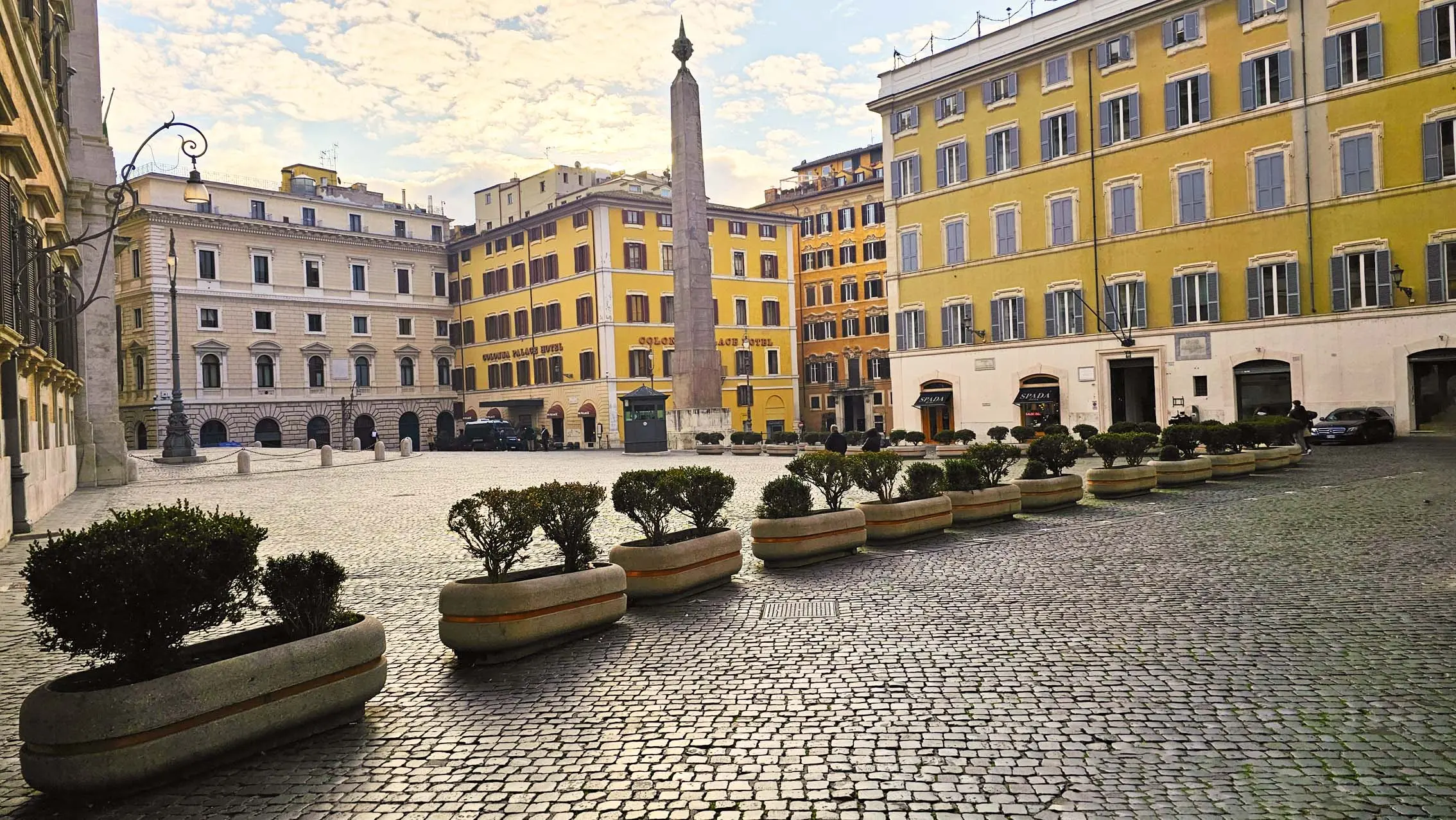 Piazza di Monte Citorio à Rome en Italie