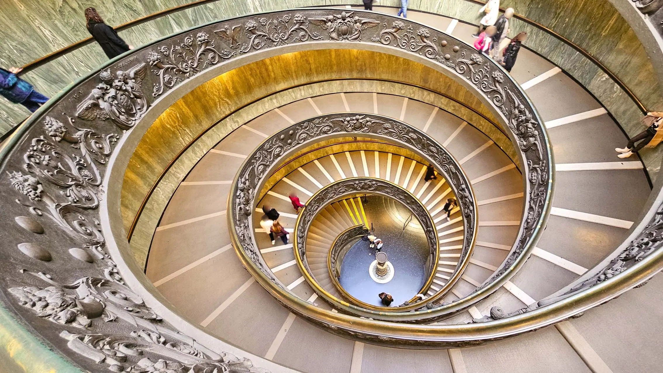 Scala Elicoidale Momo à Rome en Italie