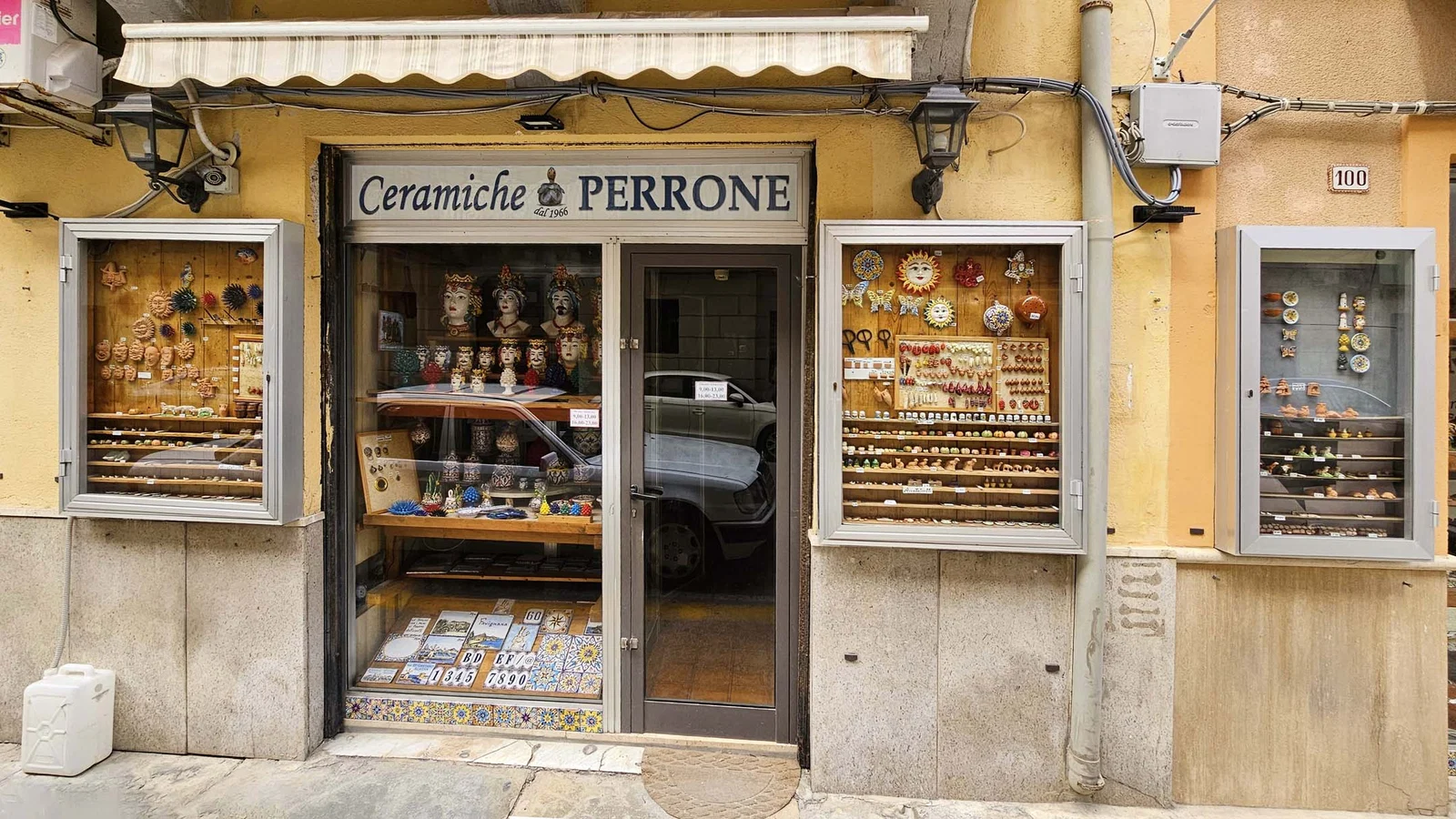 Ceramiche Perrone — Trapani