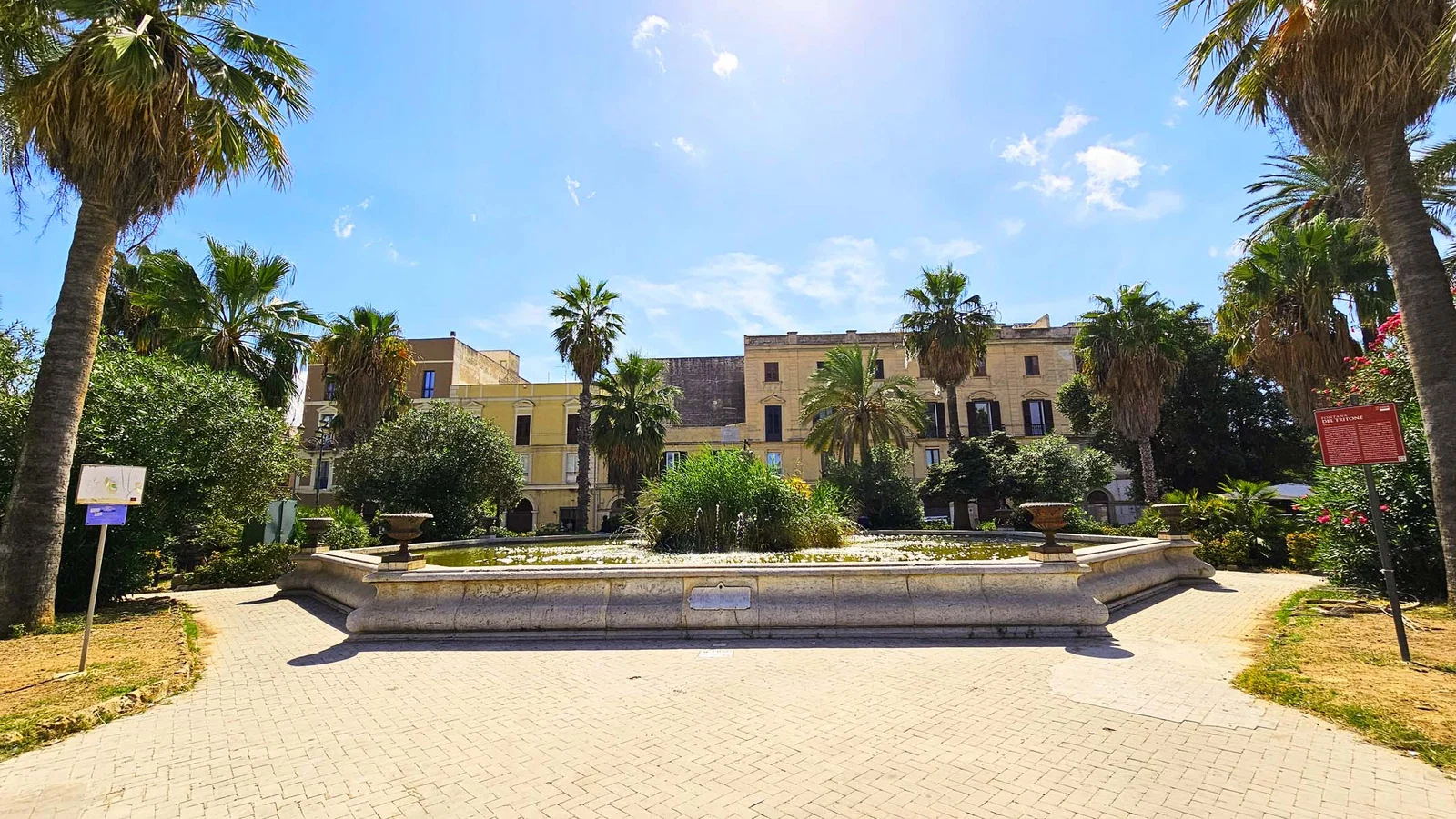 Fontana del Tritone — Trapani