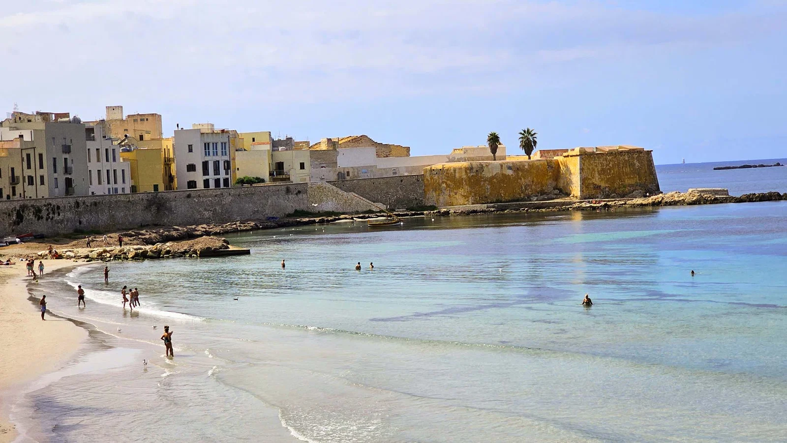 Spiaggia delle Mura di Tramontana — Trapani