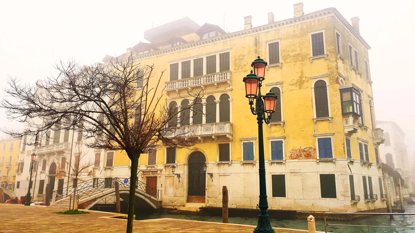 Palazzo Loredan Cini — Venise