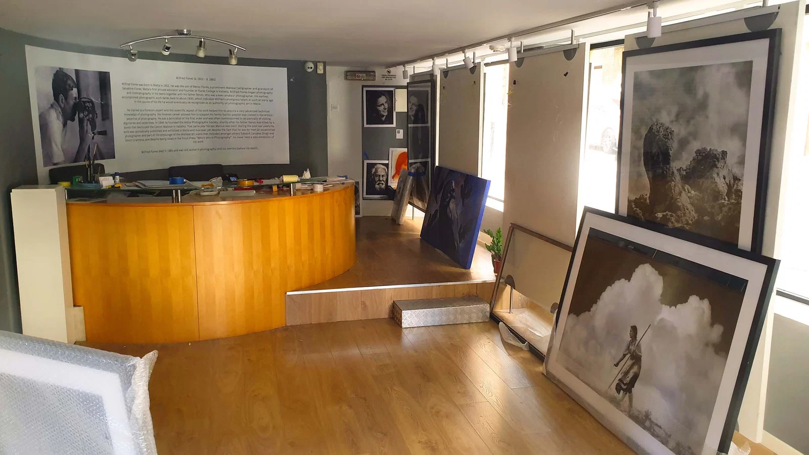 Galerie Christine X — La Valette