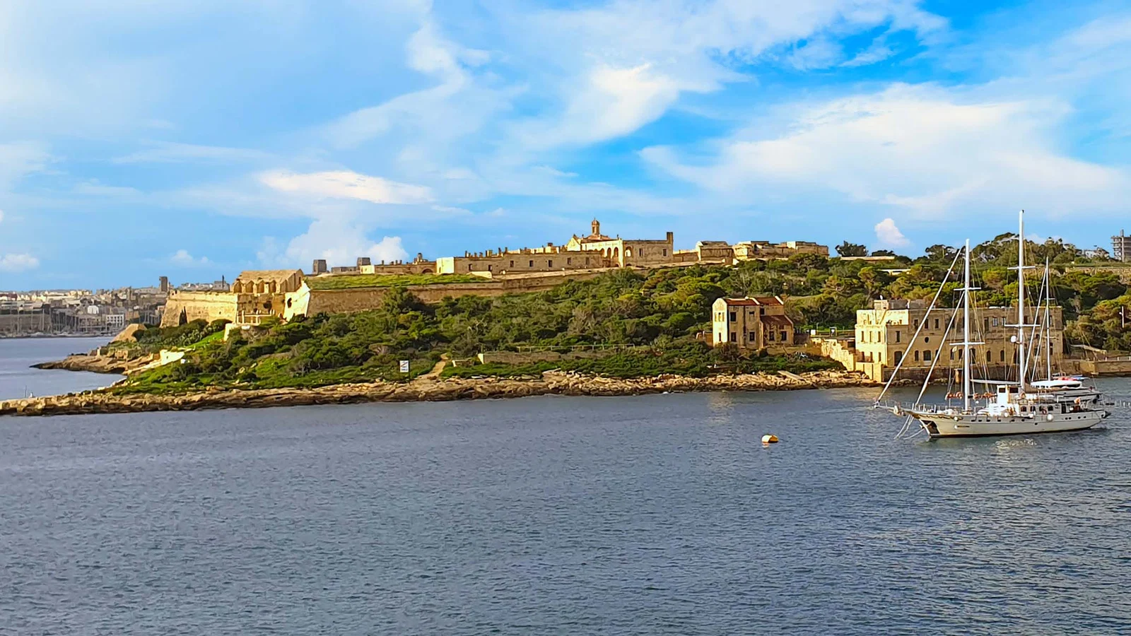 Fort Manoel — La Valette