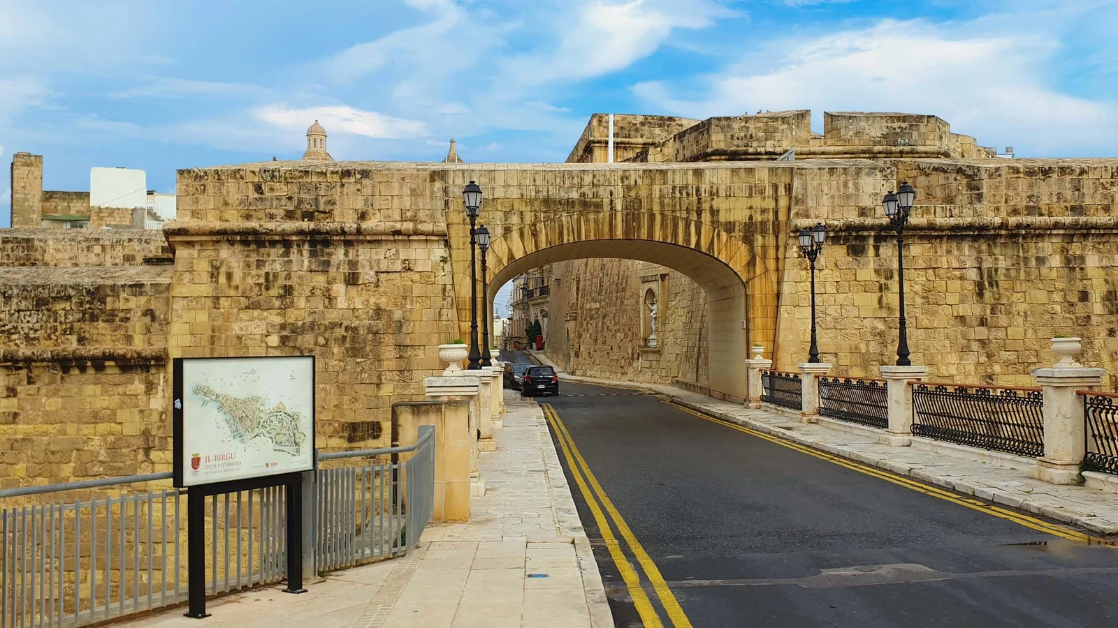 Porte de Provence — La Valette