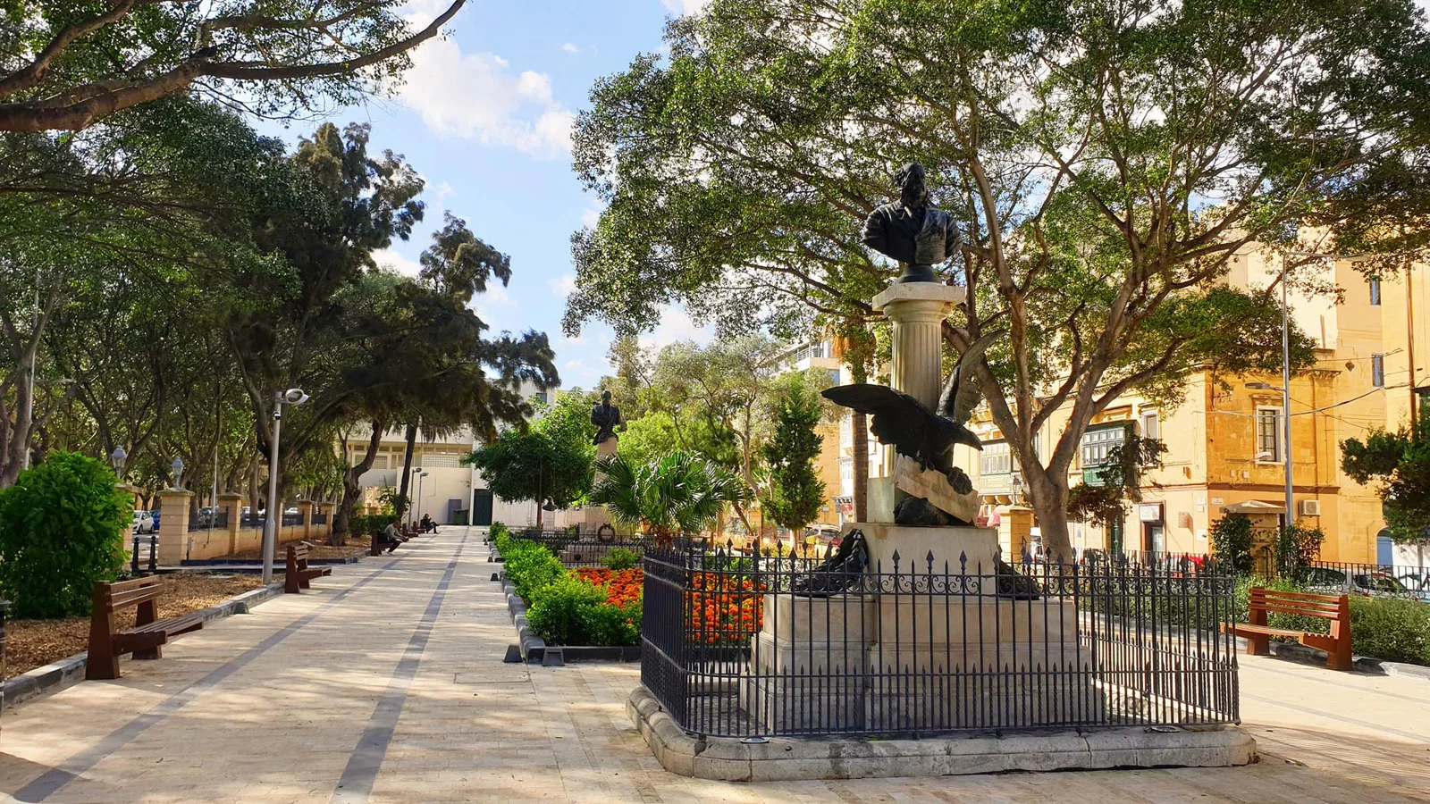 Monument à Vincenzo Florio — La Valette