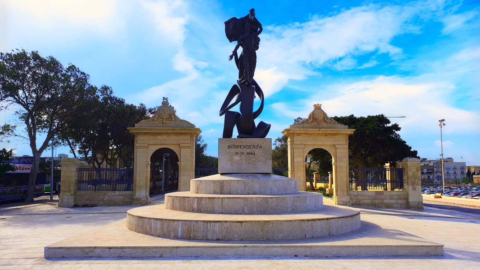 Monument de l’Indépendance — La Valette